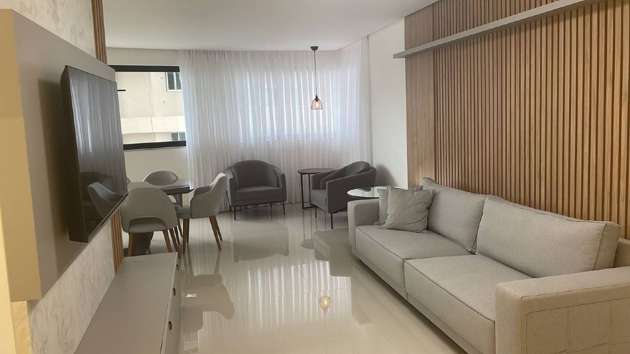 Foto do imóvel Apartamento Mobiliado á venda com 04 suítes no Edifício Villa Castelli em Balneário Camboriú