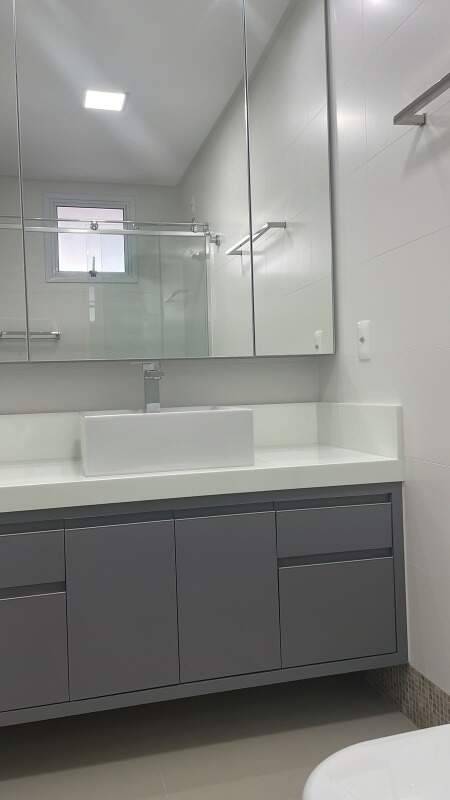 Foto do imóvel Apartamento Mobiliado á venda com 04 suítes no Edifício Villa Castelli em Balneário Camboriú