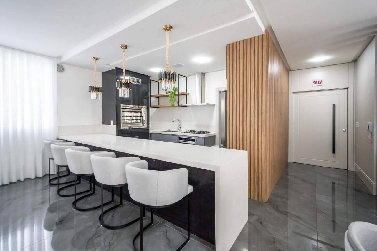 Foto do imóvel Apartamento Mobiliado com 04 suítes á venda no Edifício Bréscia Residence em Balneário Camboriú