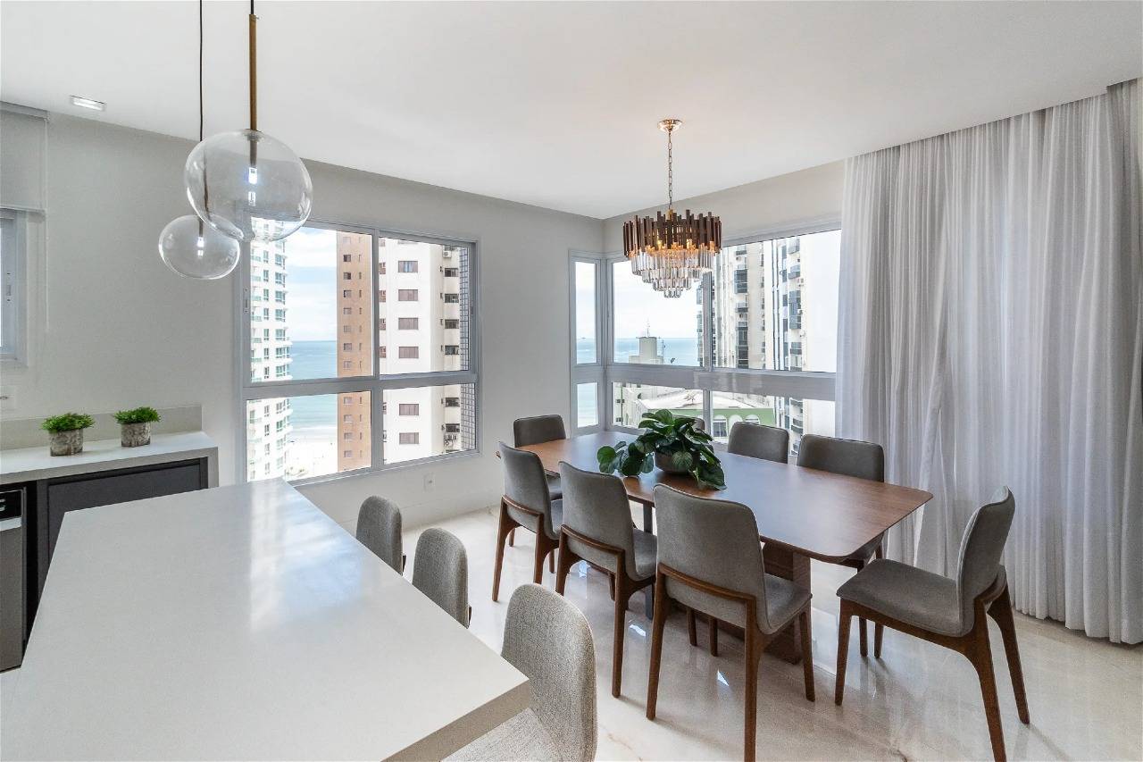 Foto do imóvel Apartamento Mobiliado com 04 suítes á venda no Edifício Bréscia Residence em Balneário Camboriú