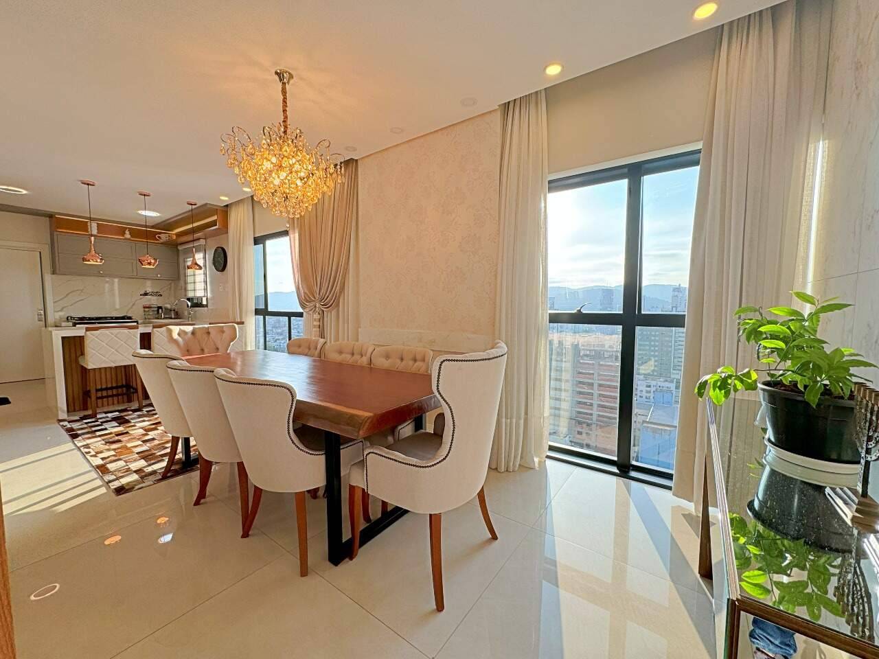 Foto do imóvel Apartamento de 4 dormitórios no Solar di Siena – Balneário Camboriú