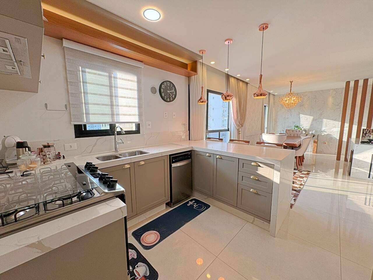 Foto do imóvel Apartamento de 4 dormitórios no Solar di Siena – Balneário Camboriú