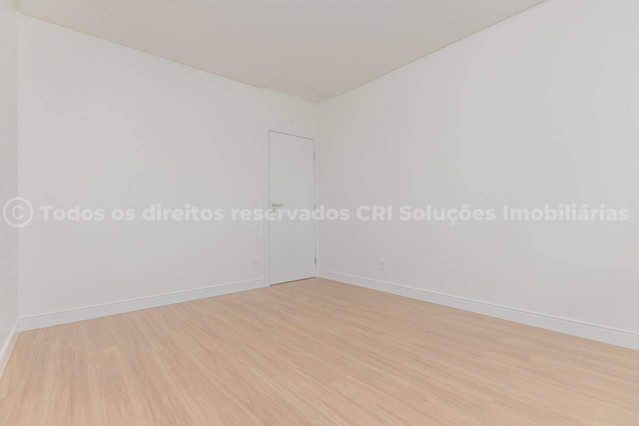 Foto do imóvel Apartamento com 03 suítes á venda no Edifício Home Square no Centro em Balneário Camboriú