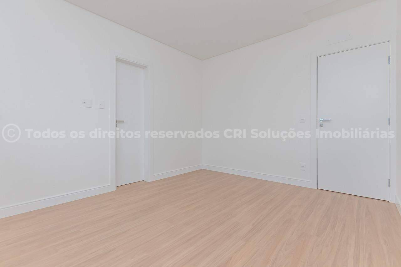 Foto do imóvel Apartamento com 03 suítes á venda no Edifício Home Square no Centro em Balneário Camboriú