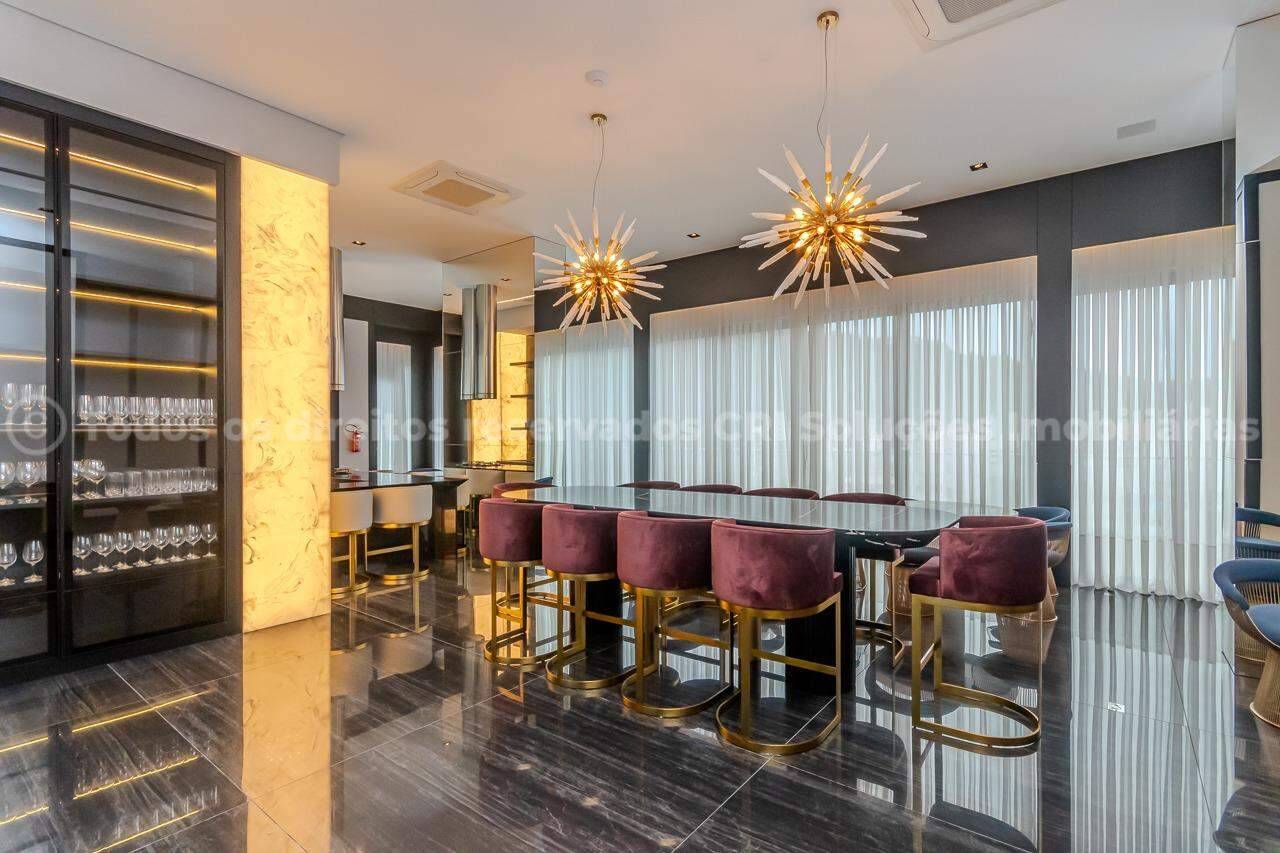 Foto do imóvel Apartamento com 03 suítes á venda no Edifício Home Square no Centro em Balneário Camboriú