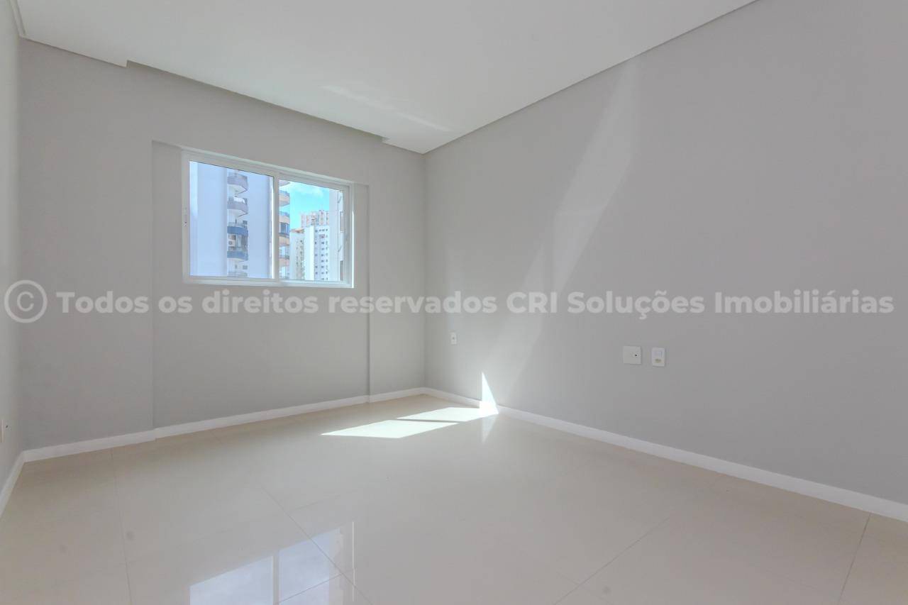 Foto do imóvel Apartamento com 03 suítes no Edifício Lorena Cristina em Balneário Camboriú