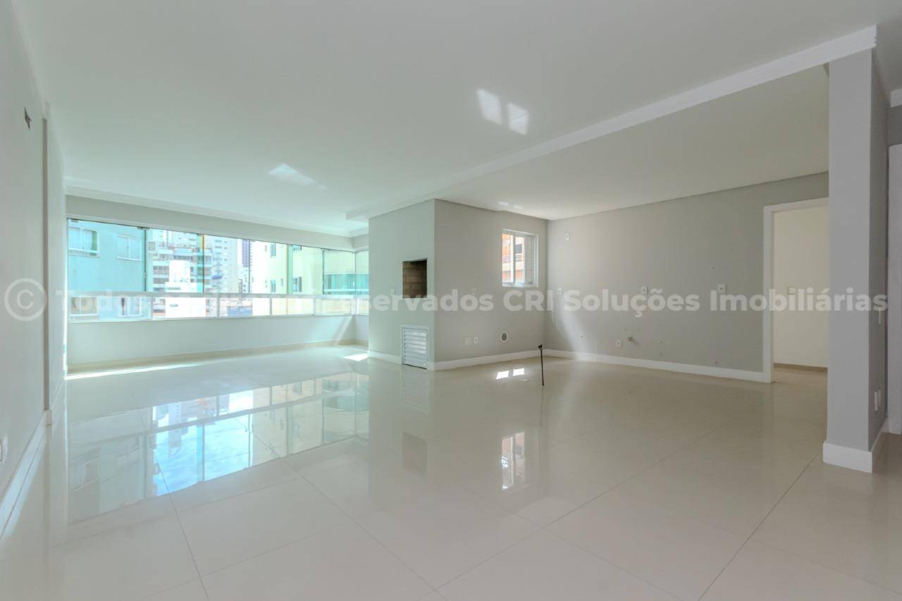 Foto do imóvel Apartamento com 03 suítes no Edifício Lorena Cristina em Balneário Camboriú