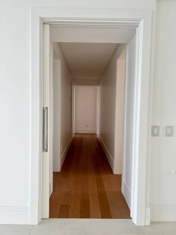 Foto do imóvel Apartamento Frente Mar com 04 suítes á venda no Edifício Splendido em Balneário Camboriú