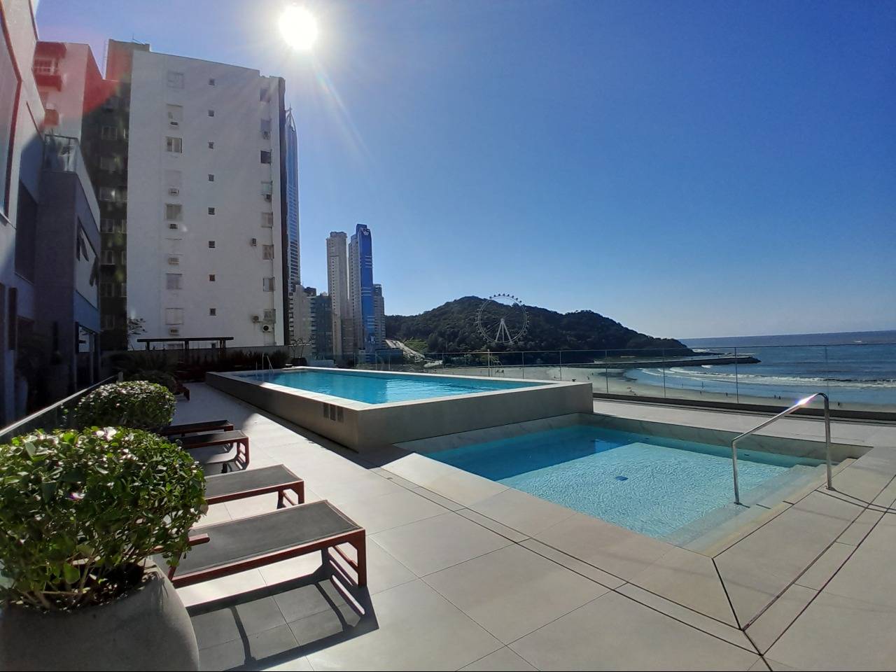 Foto do imóvel Apartamento Frente Mar com 04 suítes á venda no Edifício Splendido em Balneário Camboriú