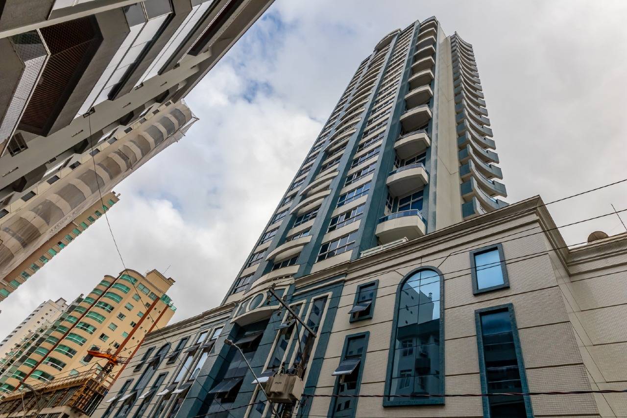 Foto do imóvel Apartamento com 02 suítes á venda no Residencial Vermot em Balneário Camboriú