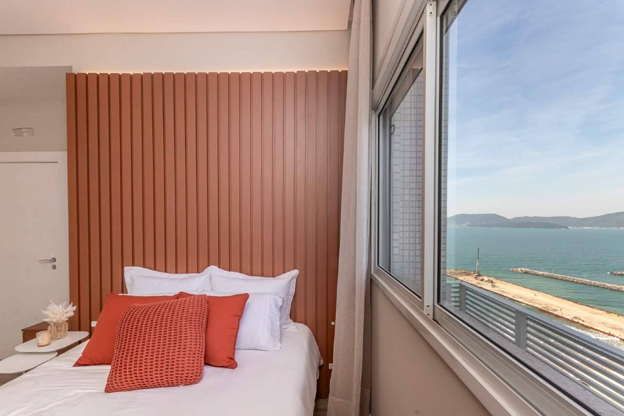 Foto do imóvel Apartamento a venda no Edificio Cambirela com 04 Quartos sendo 04 Suites em Itapema Meia Praia