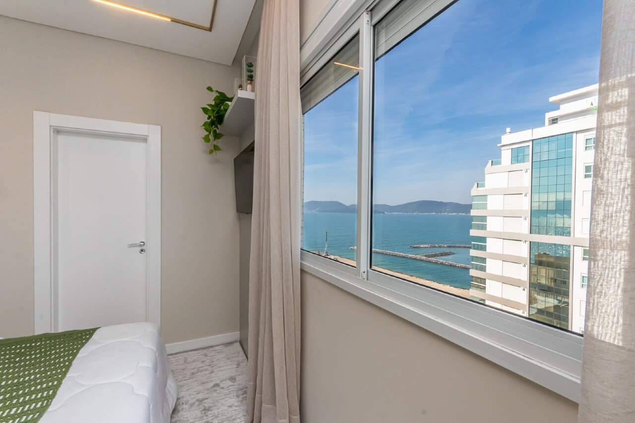 Foto do imóvel Apartamento a venda no Edificio Cambirela com 04 Quartos sendo 04 Suites em Itapema Meia Praia