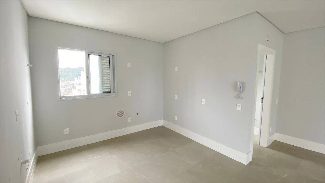 Foto do imóvel Apartamento com 03 suítes no Residencial Barra Garden em Balneário Camboriú