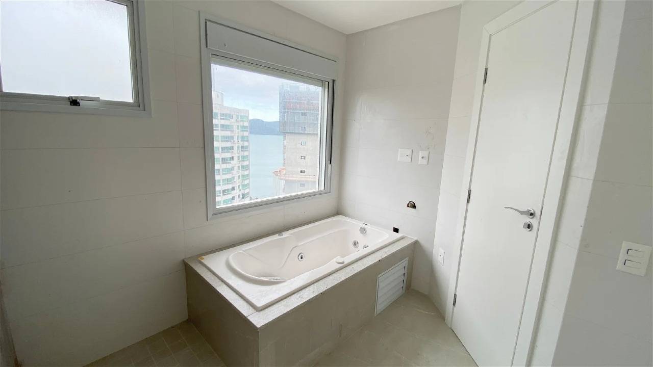 Foto do imóvel Apartamento com 03 suítes no Residencial Barra Garden em Balneário Camboriú