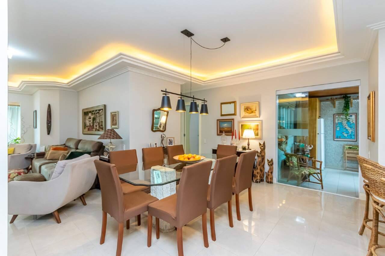 Foto do imóvel Apartamento Vista Mar com 03 dormitórios á venda no Edifício Carambei em Itapema