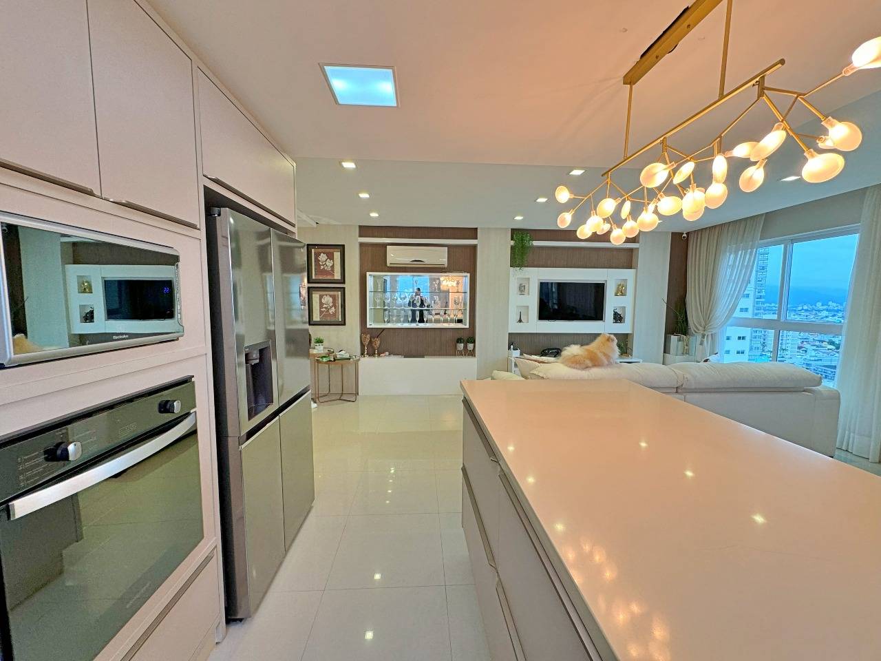 Foto do imóvel Apartamento mobiliado com 03 suítes no Opera Plaza em Balneário Camboriú