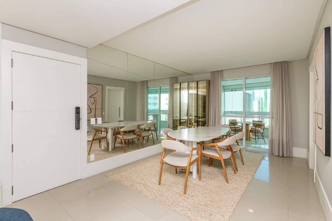 Foto do imóvel Apartamento Mobiliado com 03 dormitórios no Centro de Balneário Camboriú no Residencial Dimora Del Sole