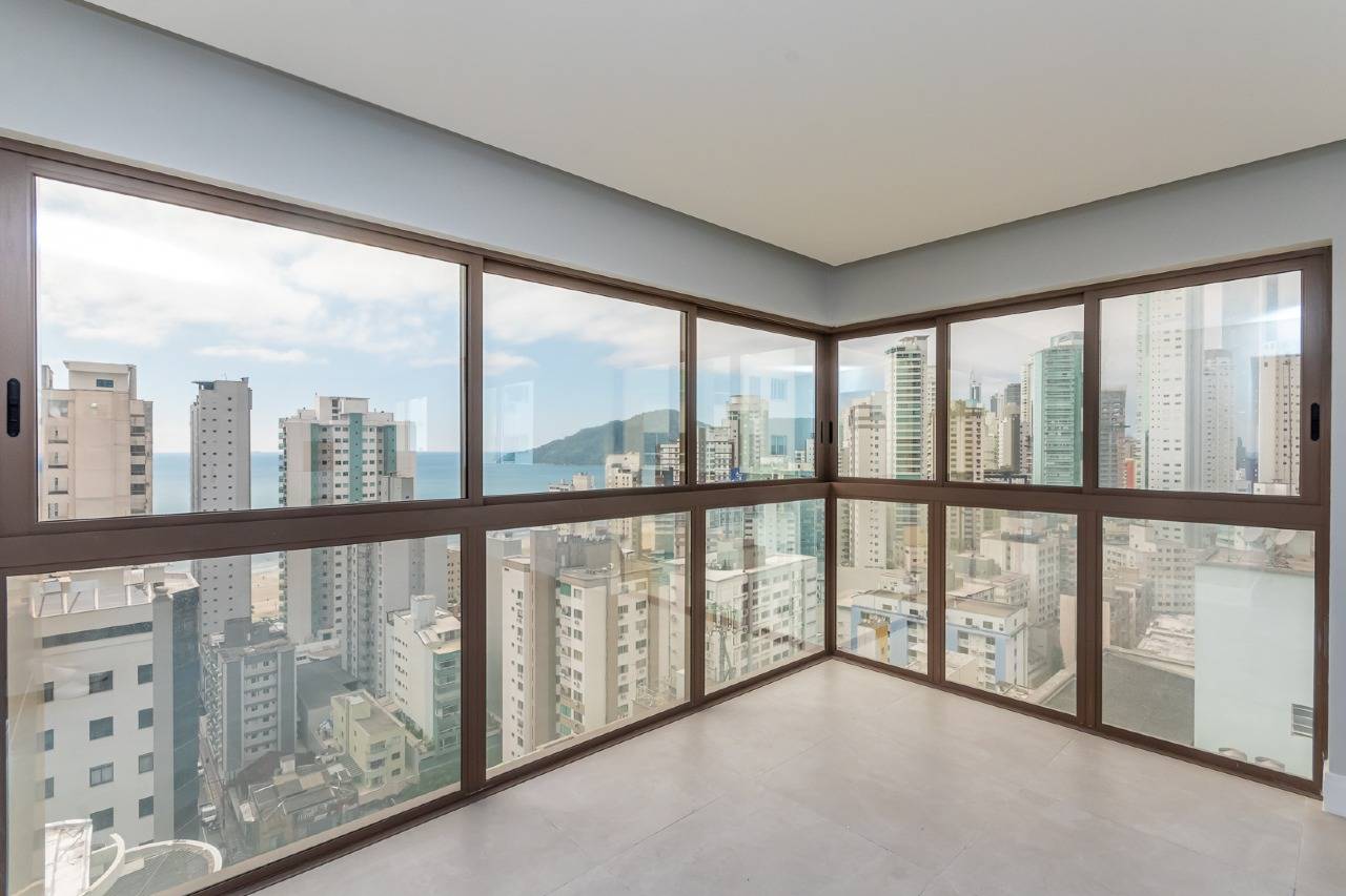 Apartamento 3 suítes Edifício Palazzo Del Sole Centro Balneário Camboriú