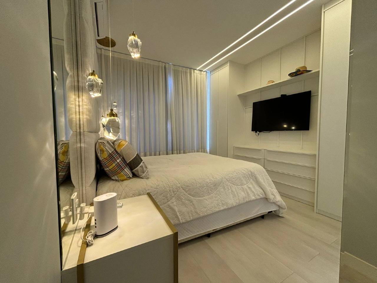 Foto do imóvel Apartamento a venda no Edificio Sunsky Tower com 04 quartos sendo 04 suites em Itapema Meia Praia