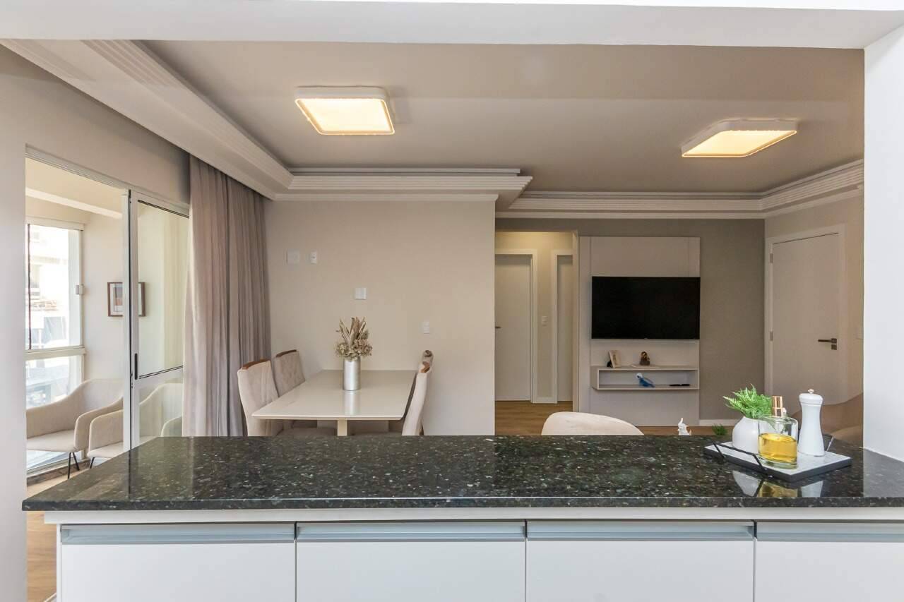 Foto do imóvel Apartamento mobiliado no Centro de Balneário Camboriú – 86m², 3 dormitórios e 2 vagas