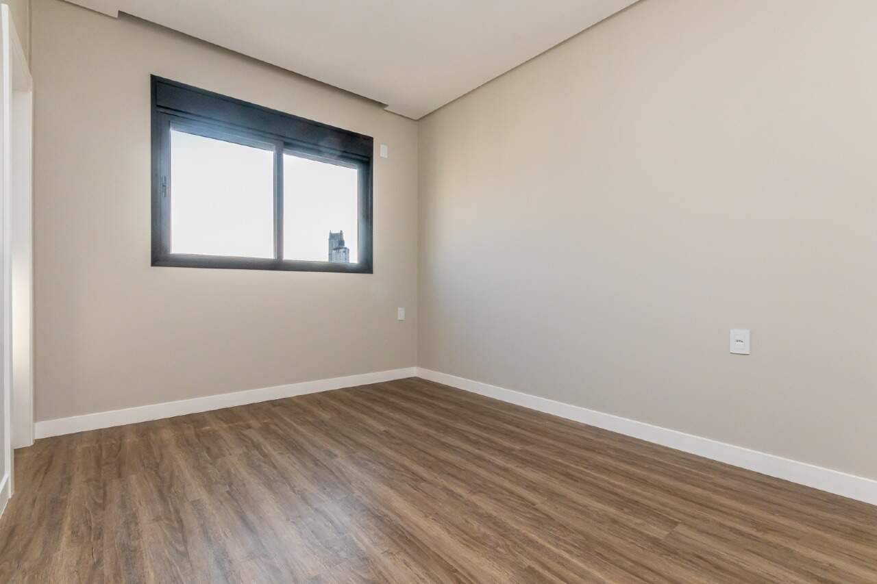 Foto do imóvel Cobertura Duplex Mobiliado com 03 suítes á venda no Edifício Bonne Vie em Balneário Camboriú