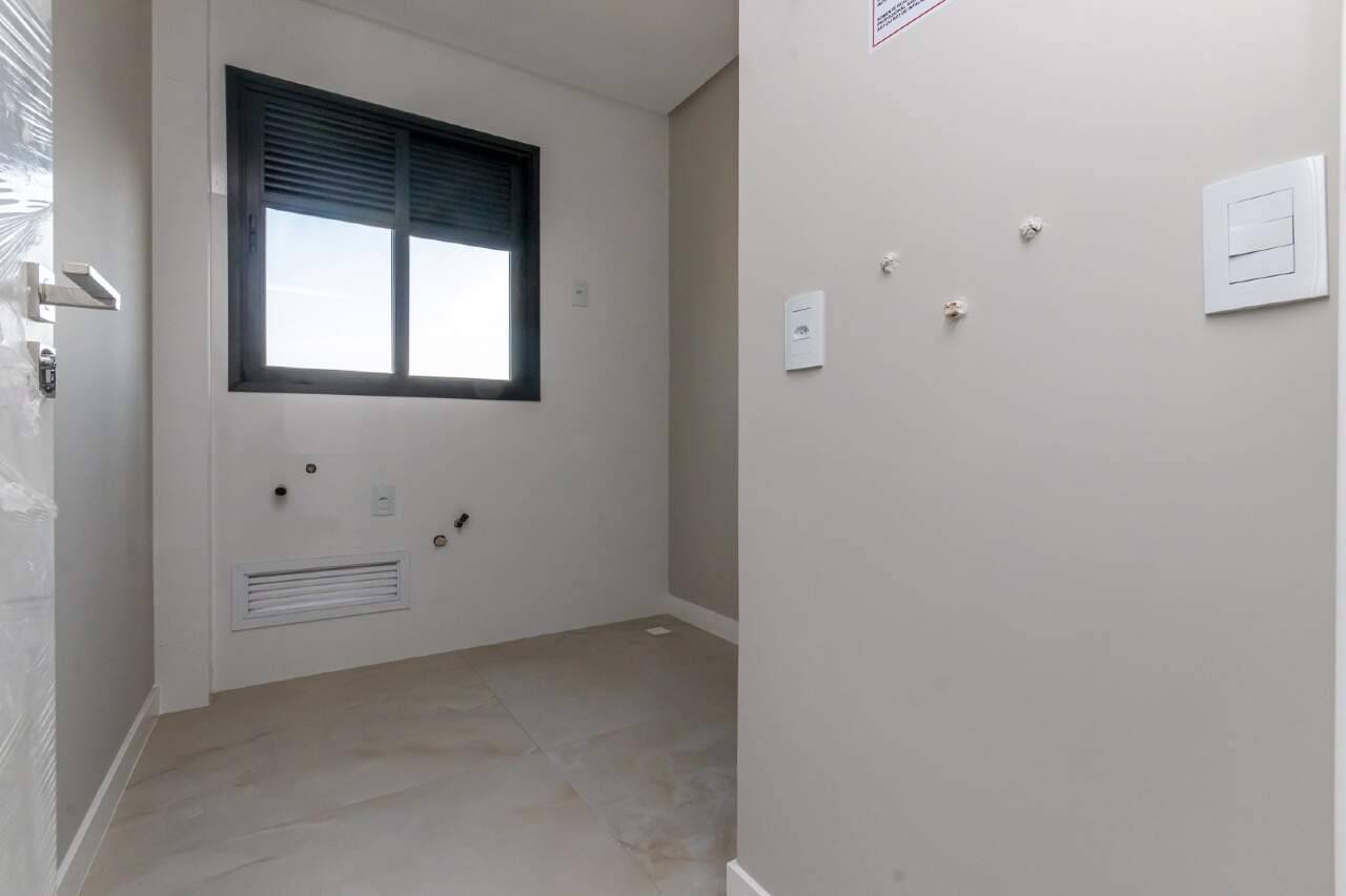 Foto do imóvel Cobertura Duplex Mobiliado com 03 suítes á venda no Edifício Bonne Vie em Balneário Camboriú