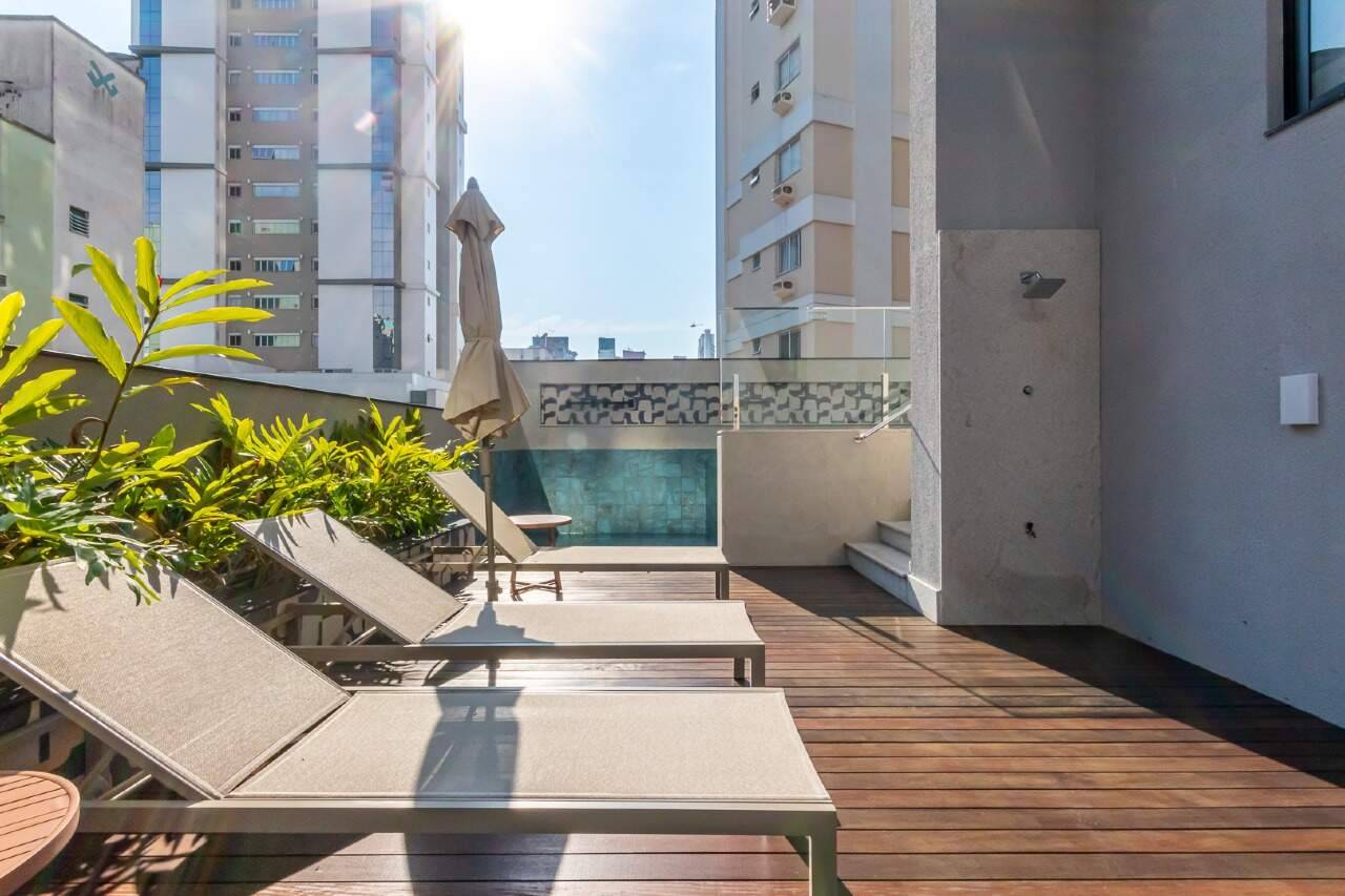 Foto do imóvel Cobertura Duplex Mobiliado com 03 suítes á venda no Edifício Bonne Vie em Balneário Camboriú