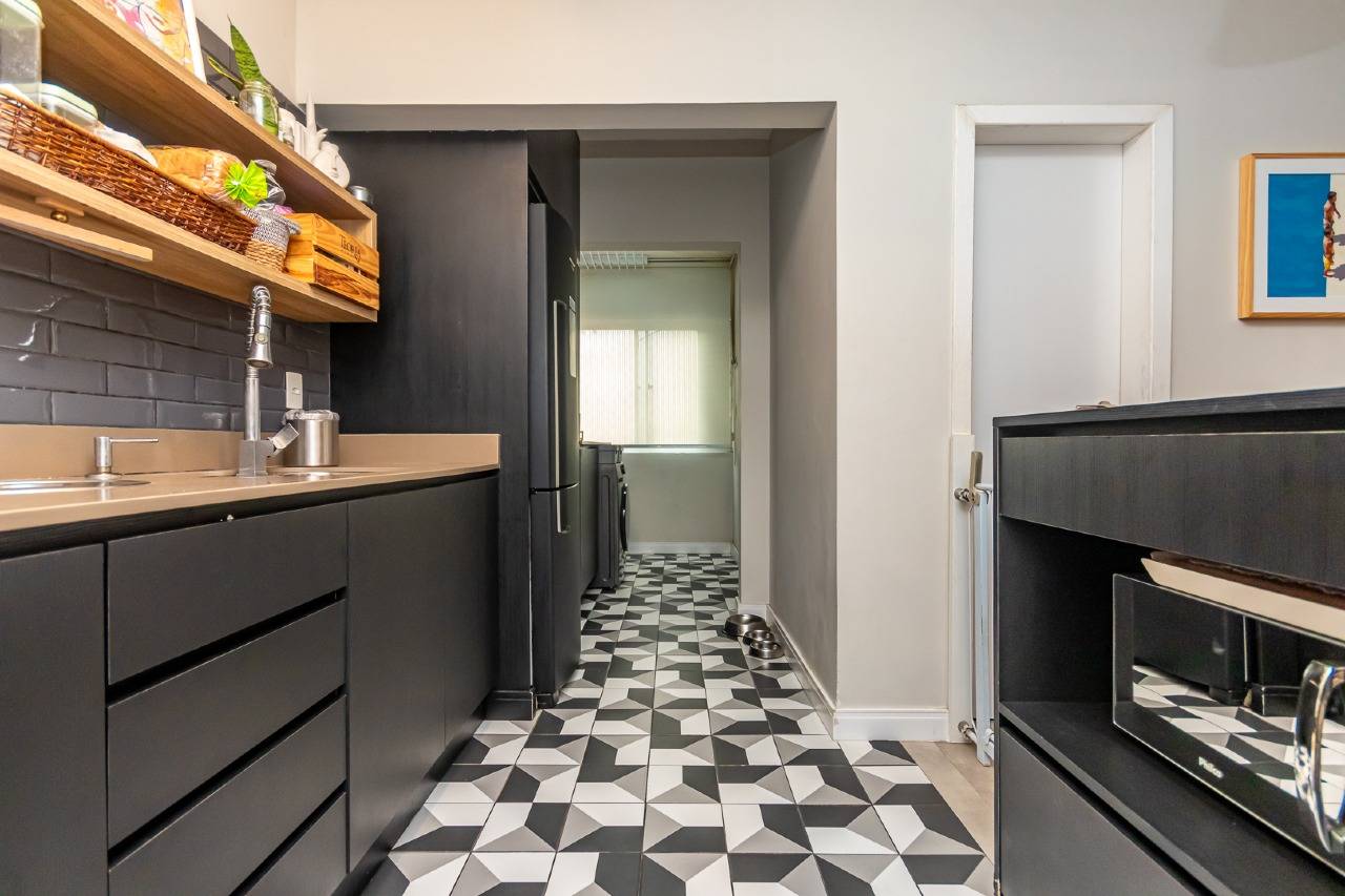 Foto do imóvel Apartamento Mobiliado no Residencial Roma com 3 Dormitórios (1 Suíte) e 1 Vaga na Rua 2300 em Balneário Camboriú