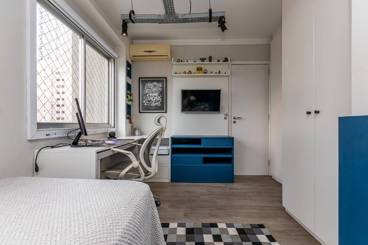 Foto do imóvel Apartamento Mobiliado no Residencial Roma com 3 Dormitórios (1 Suíte) e 1 Vaga na Rua 2300 em Balneário Camboriú