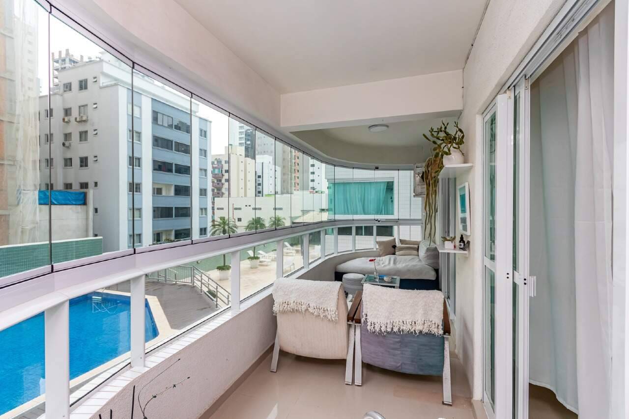 Foto do imóvel Apartamento mobiliado no Golden Tower One, Centro de Balneário Camboriú – 79m²