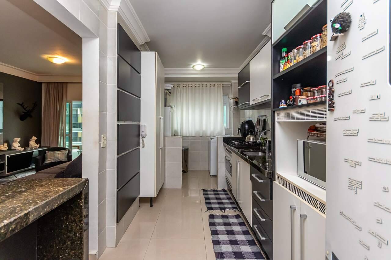 Foto do imóvel Apartamento mobiliado no Golden Tower One, Centro de Balneário Camboriú – 79m²