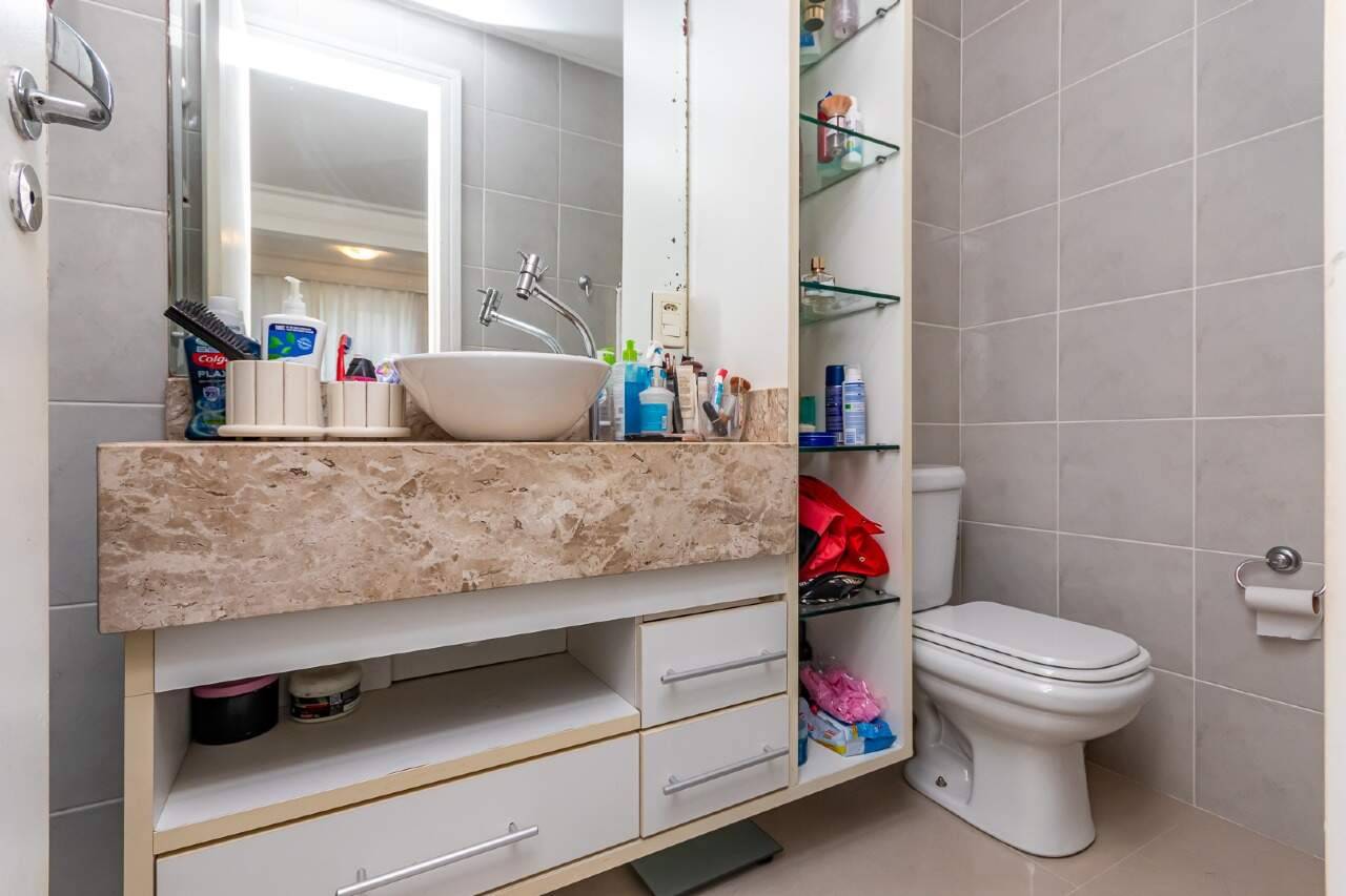 Foto do imóvel Apartamento mobiliado no Golden Tower One, Centro de Balneário Camboriú – 79m²