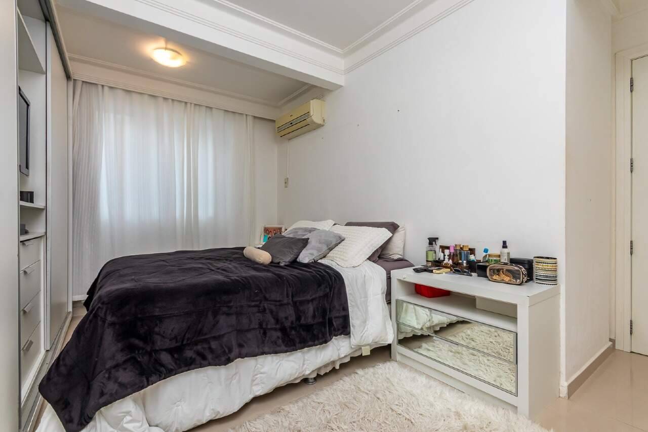 Foto do imóvel Apartamento mobiliado no Golden Tower One, Centro de Balneário Camboriú – 79m²