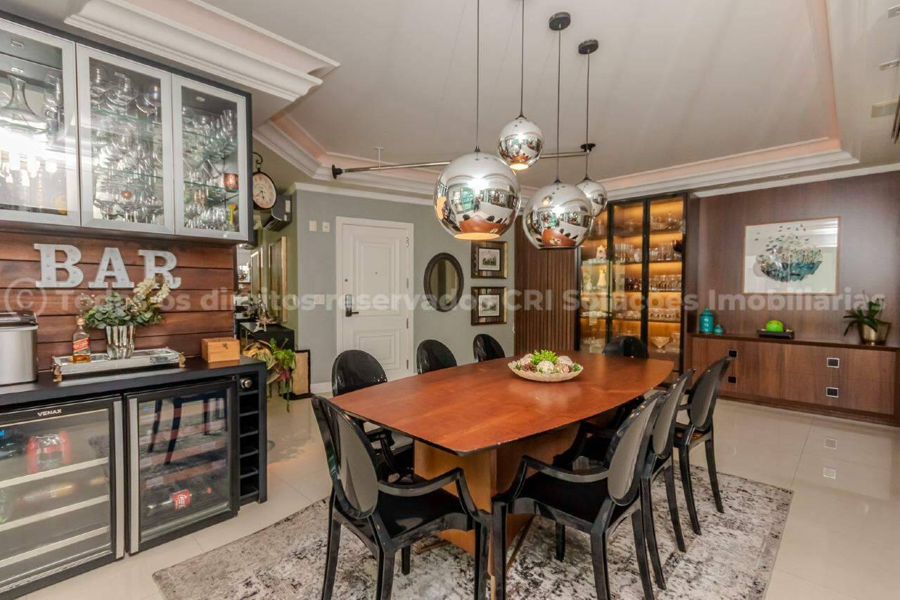 Foto do imóvel Apartamento Mobiliado com 03 suítes á venda no Edifício Alexandria em Balneário Camboriú
