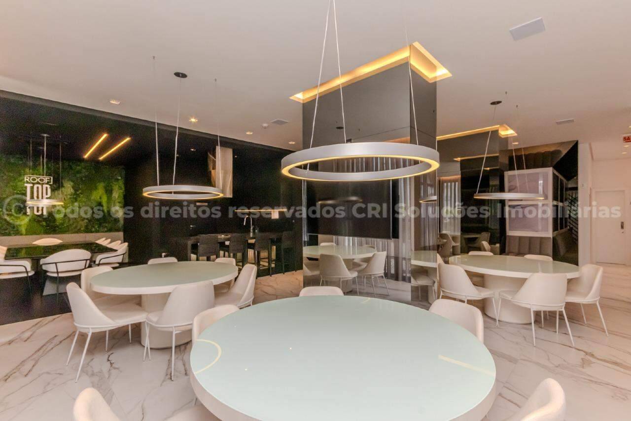 Apartamento com 04 suítes no Edifício Rooftop no Centro em Balneário Camboriú