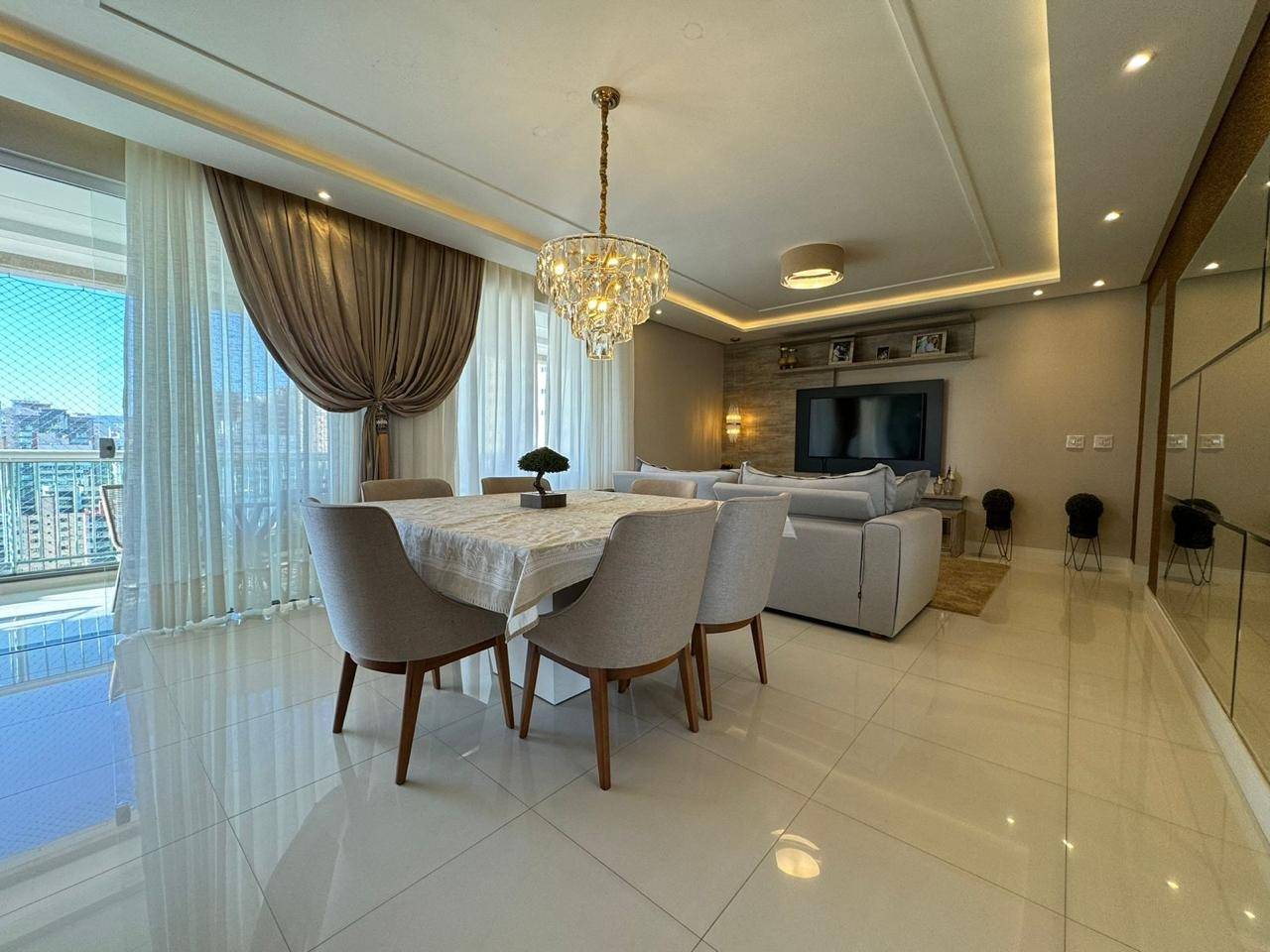Foto do imóvel Apartamento de 4 Suítes no Mount Sinai Residence Meia Praia Itapema