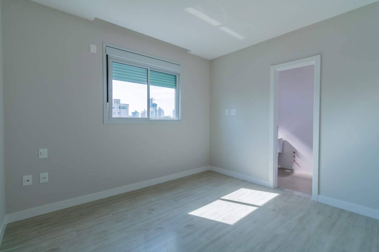 Foto do imóvel Apartamento na Planta com 03 suítes á venda no Exuberence Residence em Balneário Camboriú