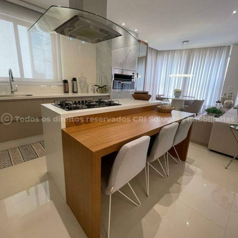 Foto do imóvel Apartamento á venda com 4 suítes e 3 vagas de garagem no Baturité na Barra Sul de Balneário Camboriú