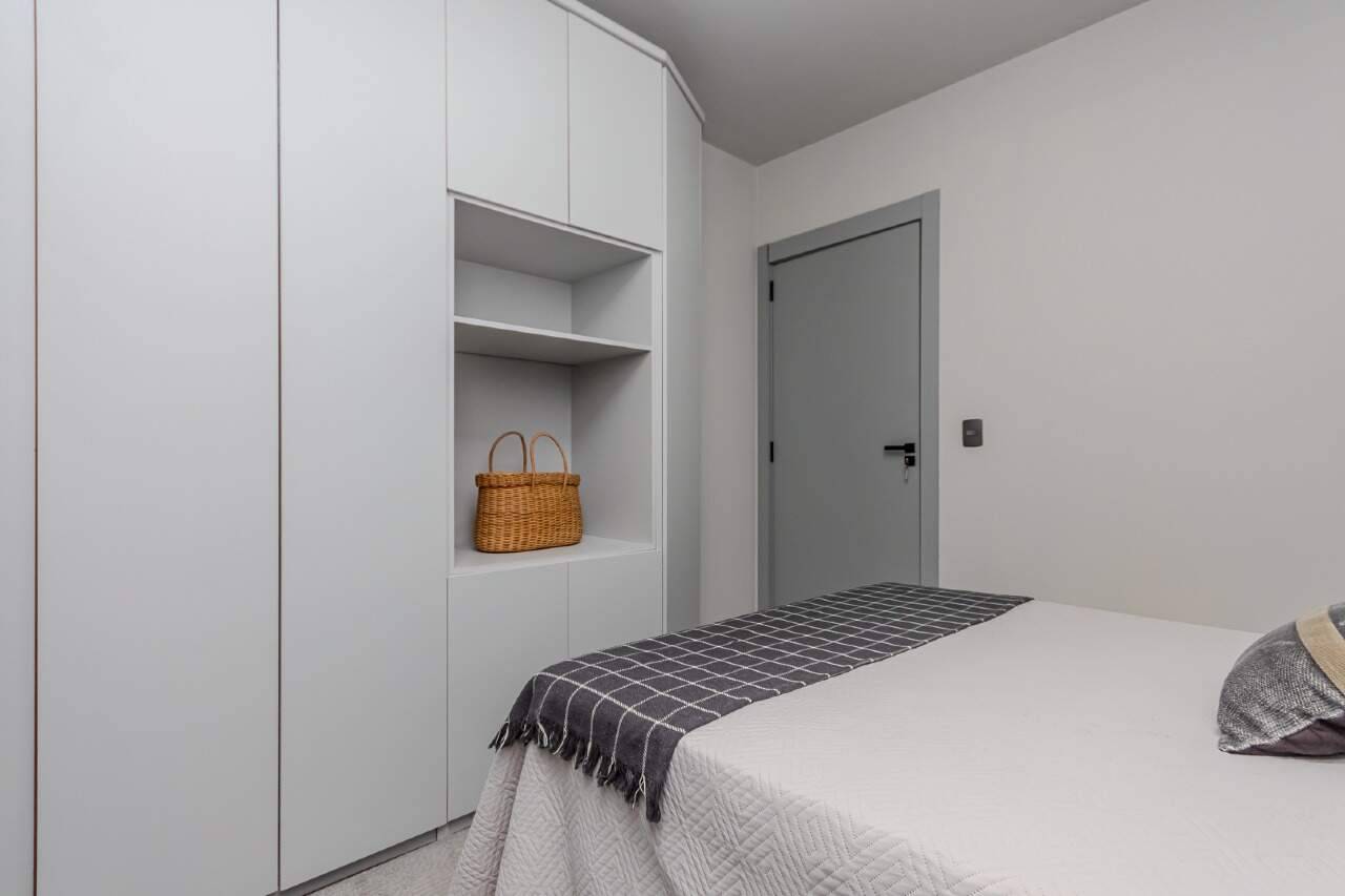 Foto do imóvel Apartamento no Edifício Maria Carolina com 2 dormitórios no Centro de Balneário Camboriú