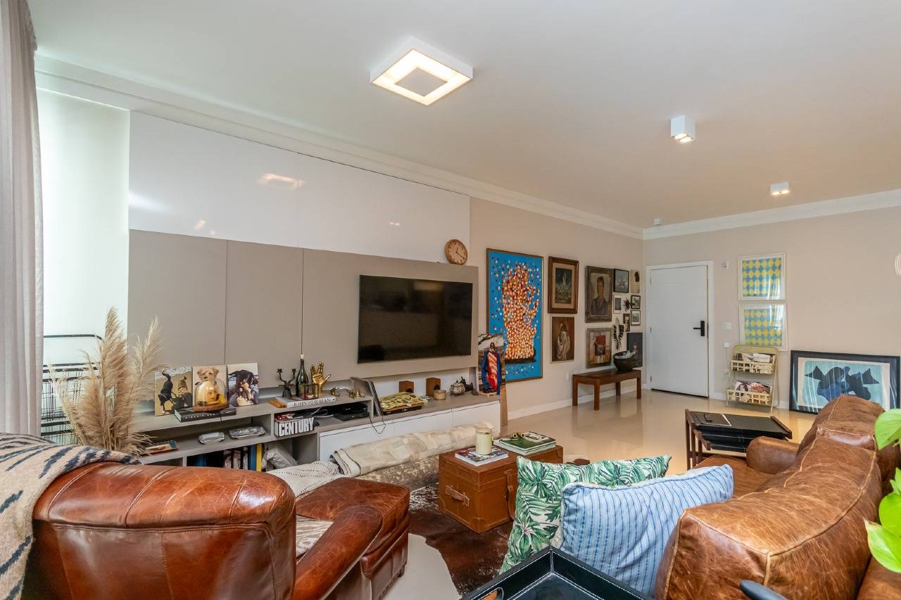 Foto do imóvel Apartamento com 03 dormitórios no Roverè Della Luna em Balneário Camboriú