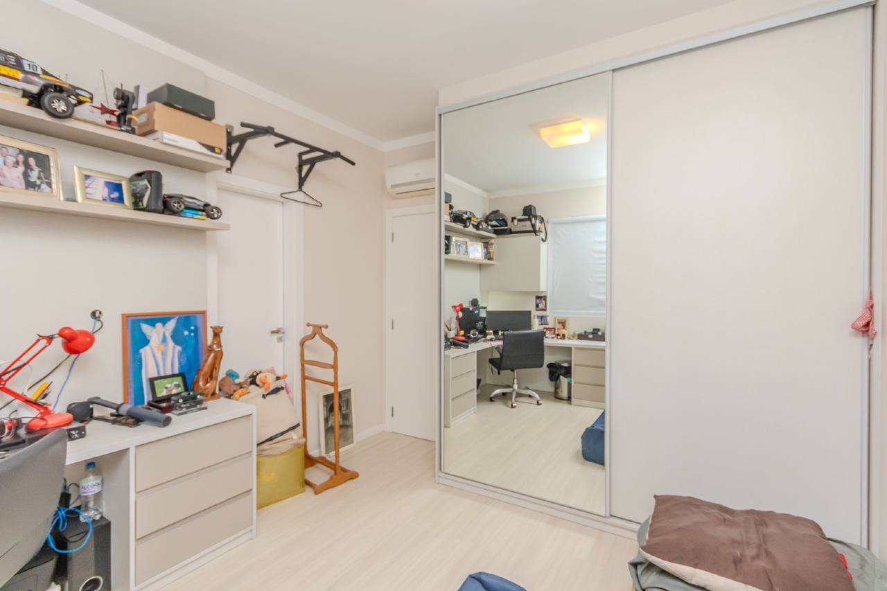 Foto do imóvel Apartamento com 03 dormitórios no Roverè Della Luna em Balneário Camboriú