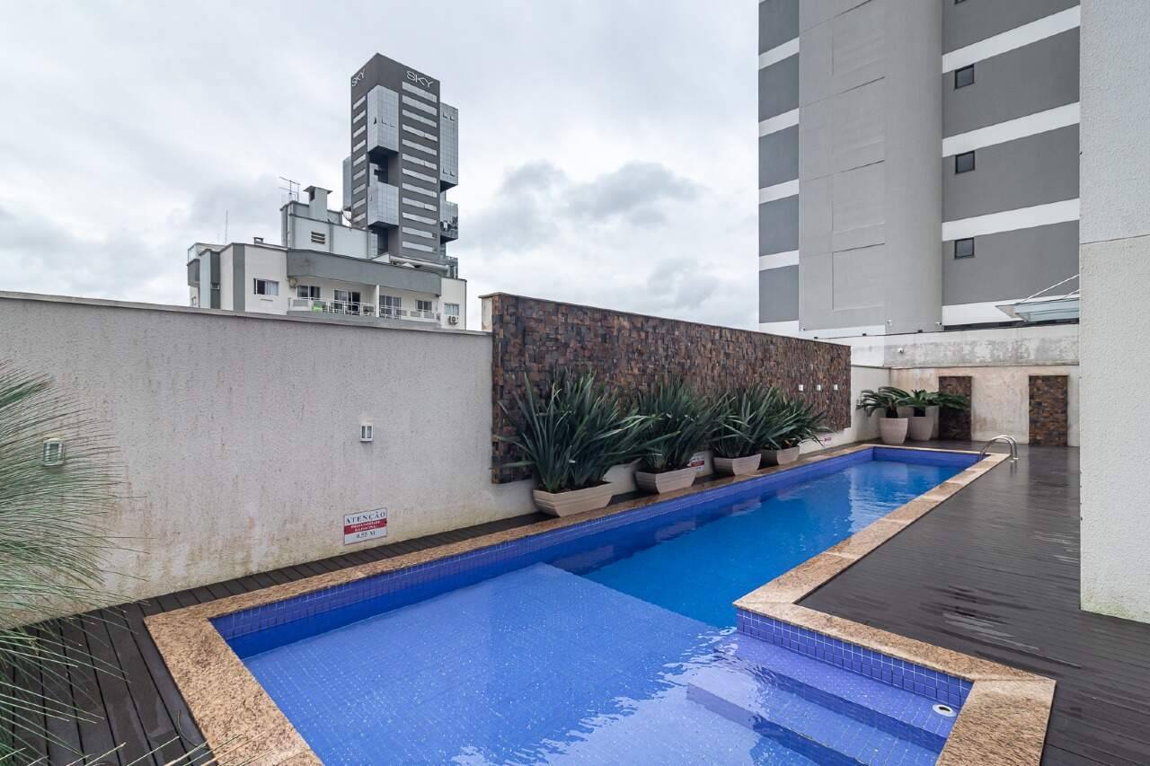 Foto do imóvel Apartamento com 03 dormitórios no Roverè Della Luna em Balneário Camboriú