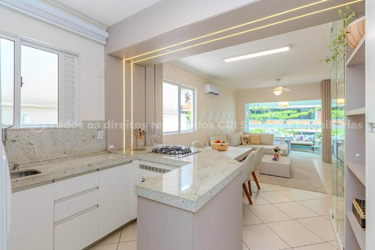 Foto do imóvel Apartamento mobiliado com 03 dormitórios no Edifício Mirante das Ondas