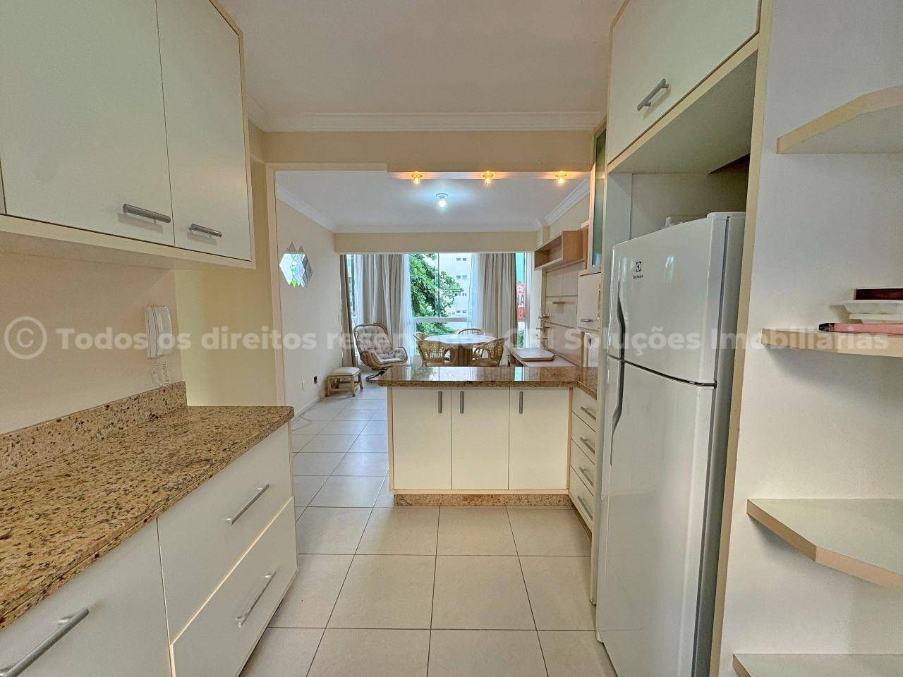 Foto do imóvel Apartamento mobiliado no Vila Real II Balneário Camboriú com 2 dormitórios e 72m²