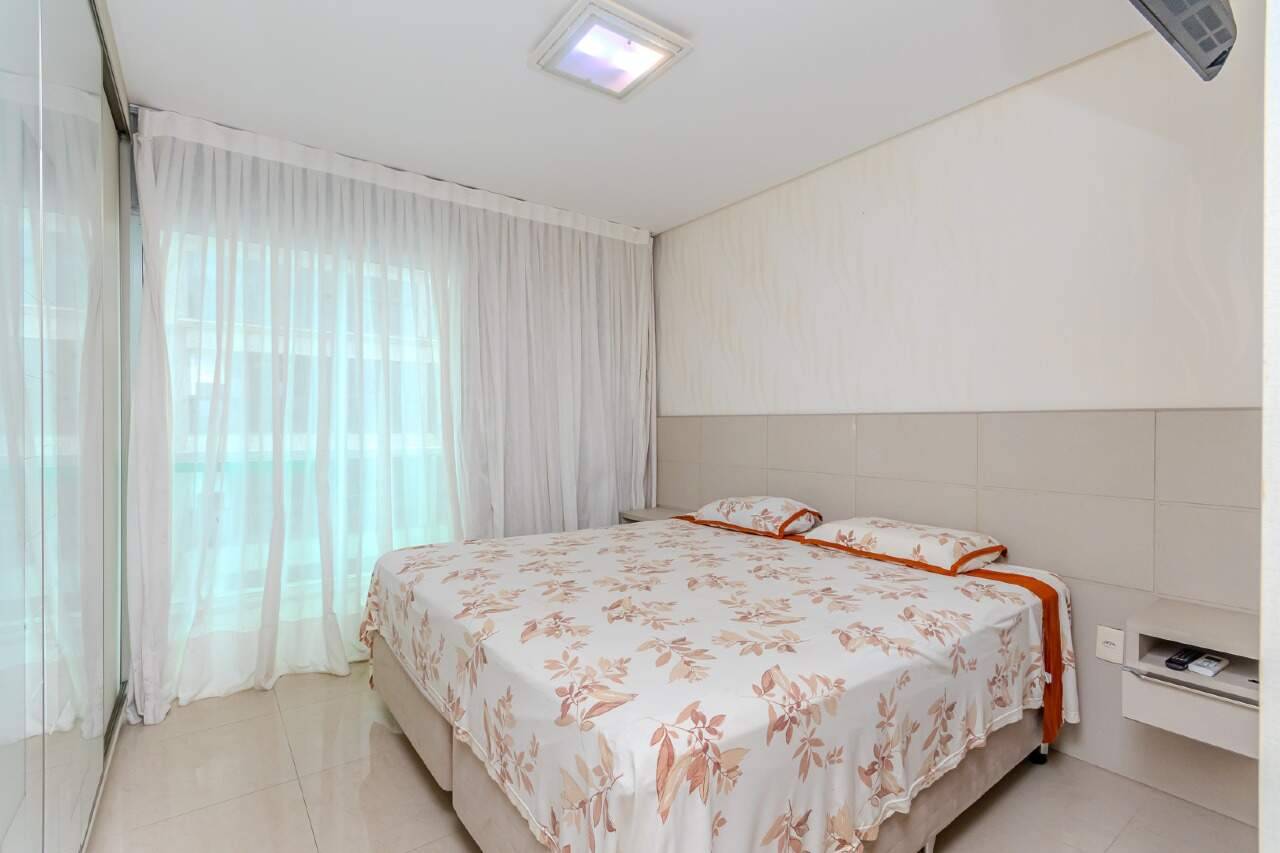 Foto do imóvel Apartamento mobiliado com 4 dormitórios no Edifício Solar di Veneza, Bairro Pioneiros, Balneário Camboriú