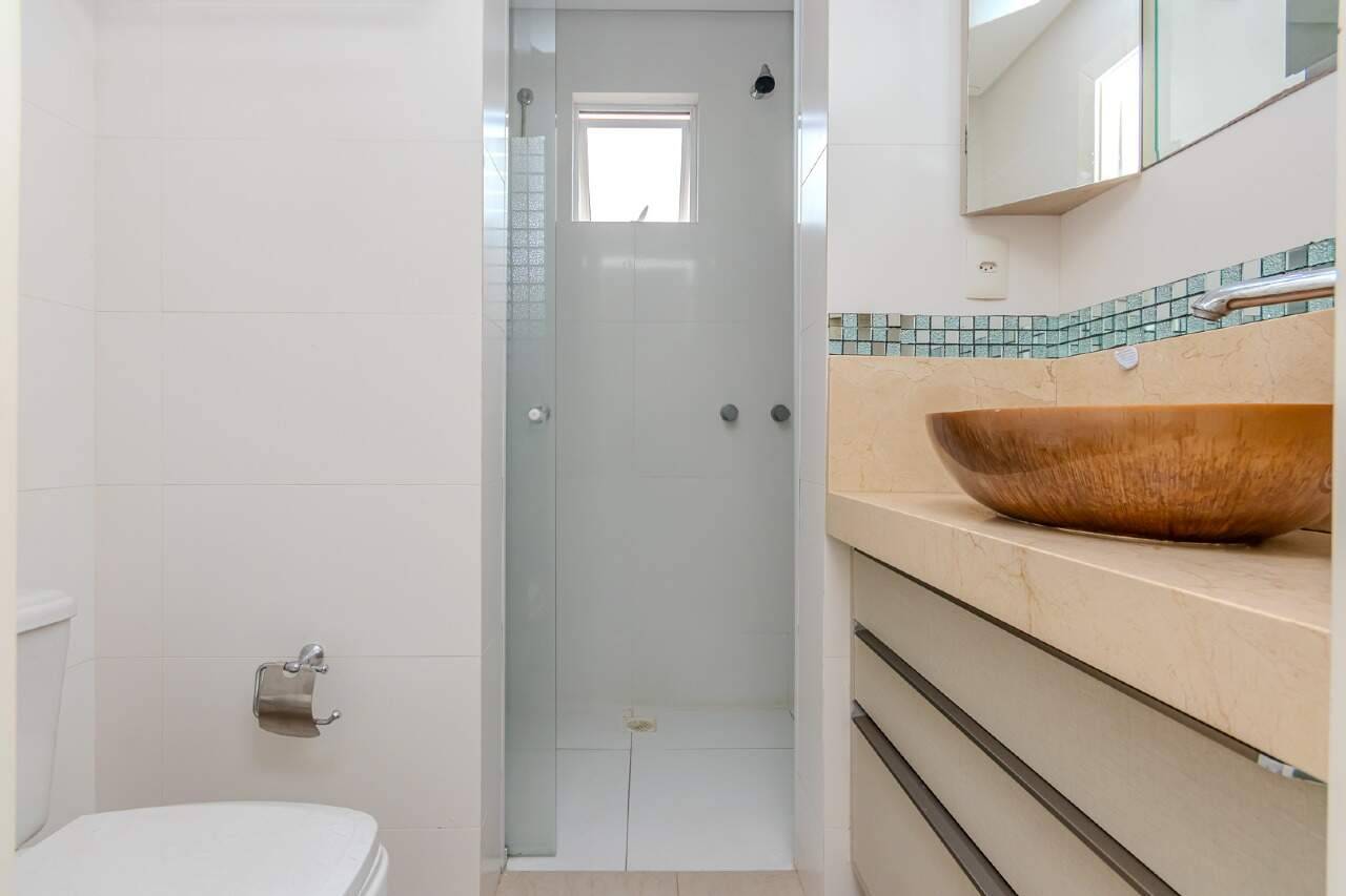 Foto do imóvel Apartamento mobiliado com 4 dormitórios no Edifício Solar di Veneza, Bairro Pioneiros, Balneário Camboriú