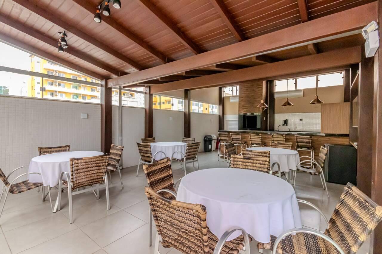 Foto do imóvel Apartamento mobiliado com 4 dormitórios no Edifício Solar di Veneza, Bairro Pioneiros, Balneário Camboriú