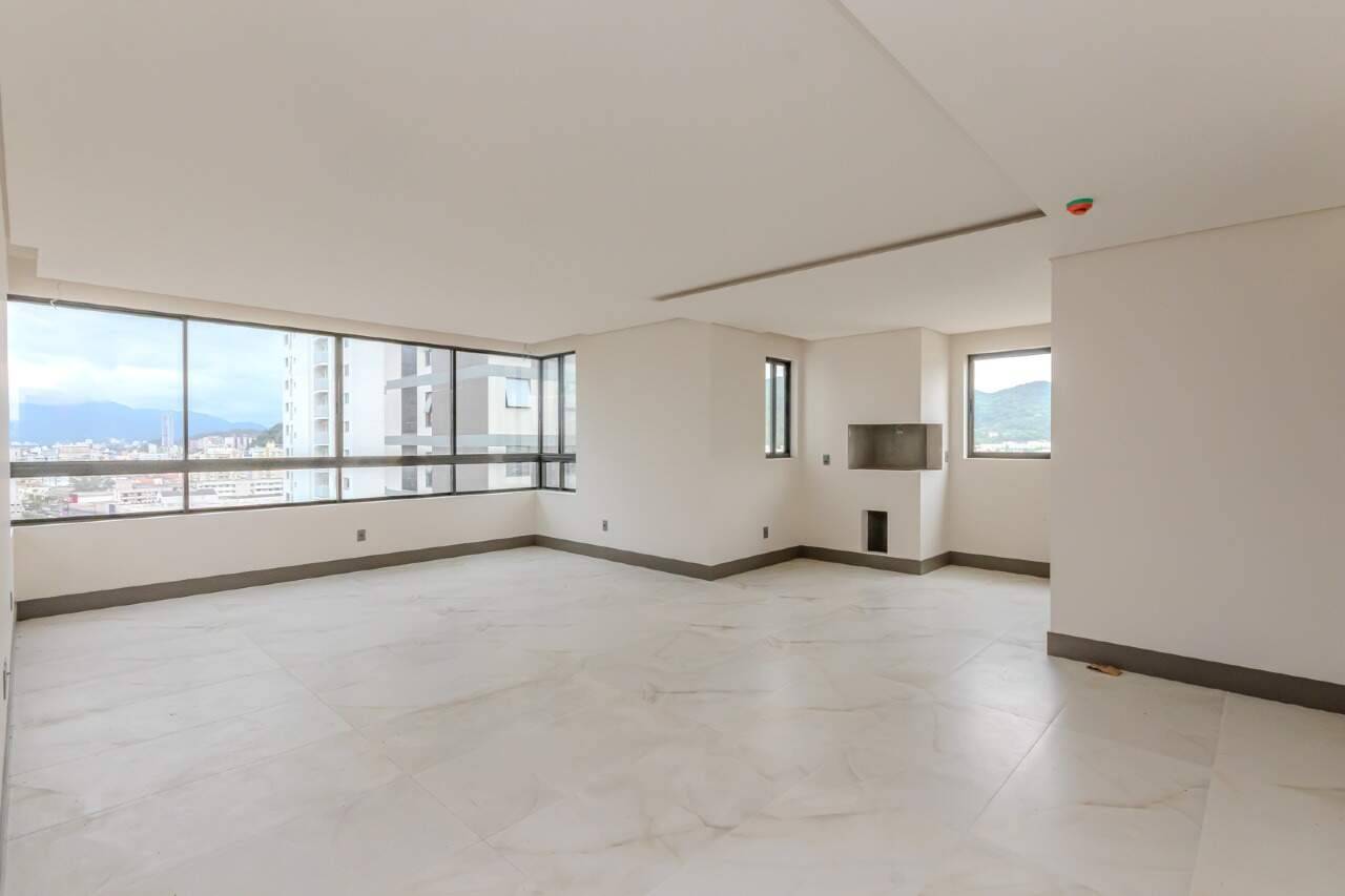 Foto do imóvel Apartamento com 03 Dormitórios no Edifício Green Ocean em Balneário Camboriú