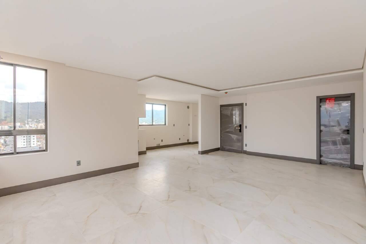 Foto do imóvel Apartamento com 03 Dormitórios no Edifício Green Ocean em Balneário Camboriú