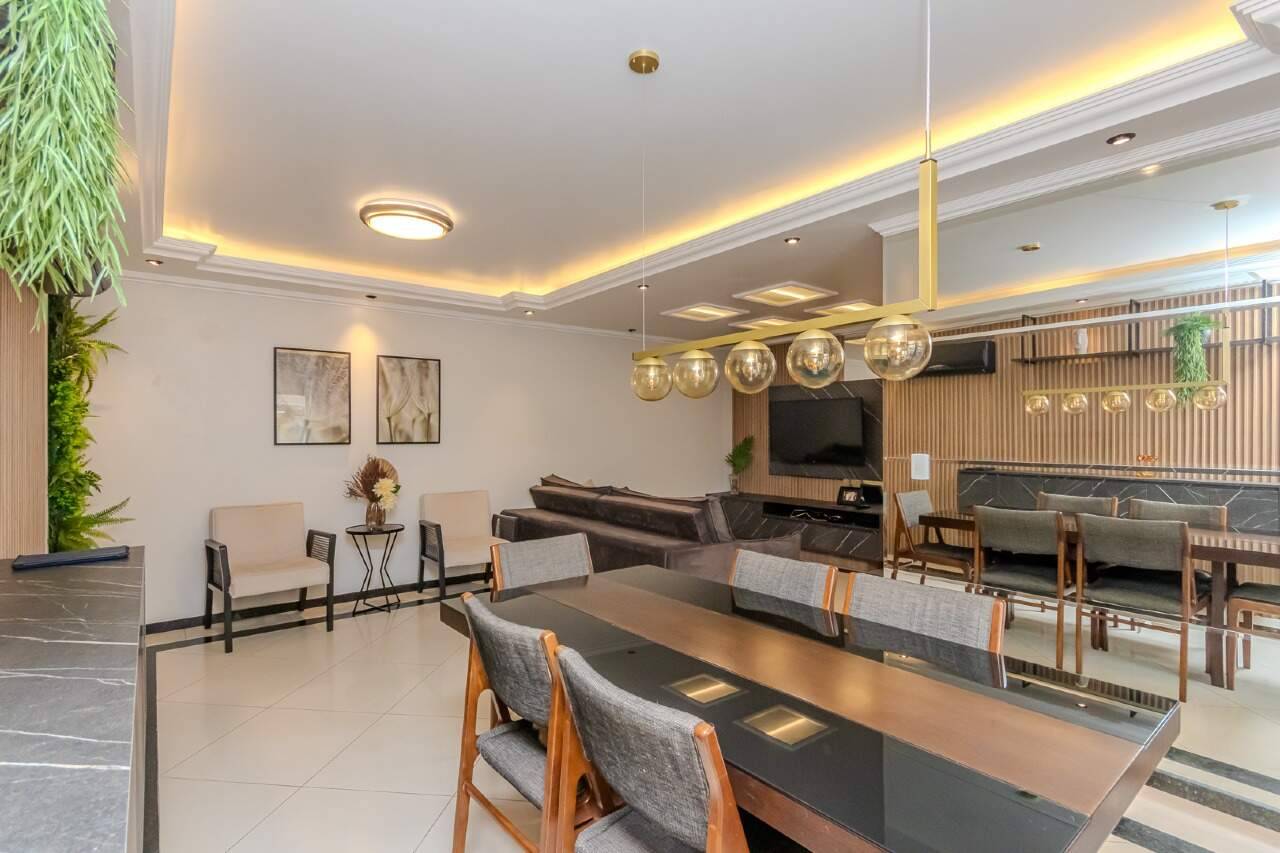 Foto do imóvel Apartamento á venda com 03 Dormitórios no Edifício Mayara em Balneário Camboriú